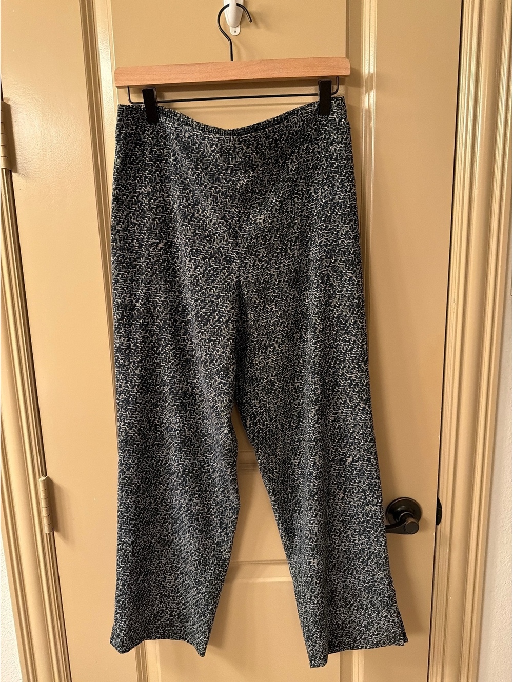 Nic + Zoe Black and White Patterned Wide-Leg Pants with Elastic Waistband